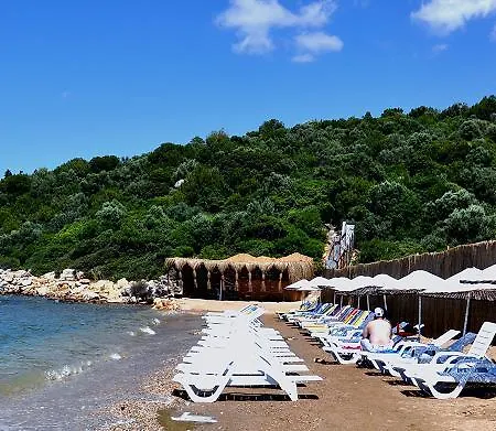 منتجع Nish Bodrum توربا