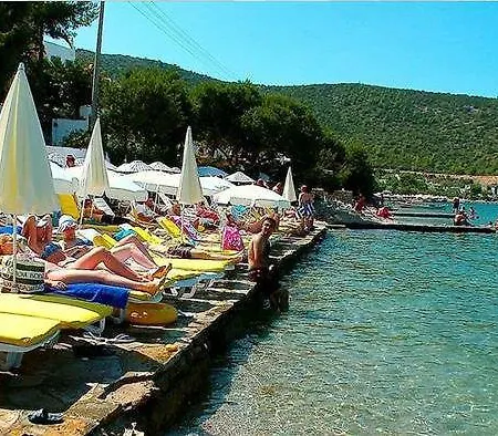 Nish Bodrum Otel 3*